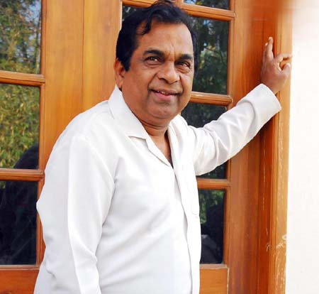 brahmanandam,no chances,reason for brahmi chances,srinivas,ajay kumar  బ్రహ్మీకి ఛాన్సులు రాకపోవడానికి కారణమిదేనా!